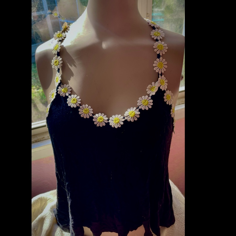 Adorable flower tank top